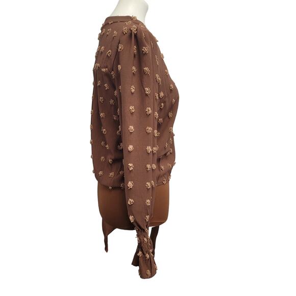 B Womens Small 100% Polyester Long Smocked Sleeve Textured Polka Doted Bodysuit - Picture 3 of 5